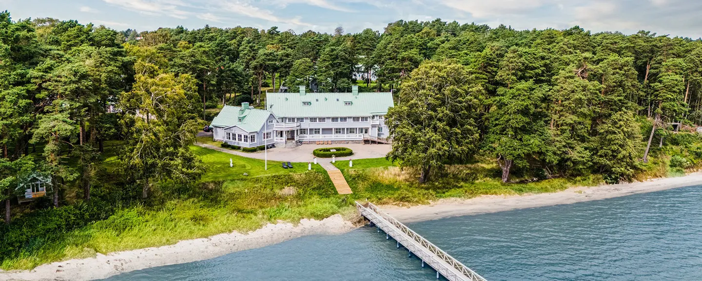 Flygbild över Onsala Herrgård