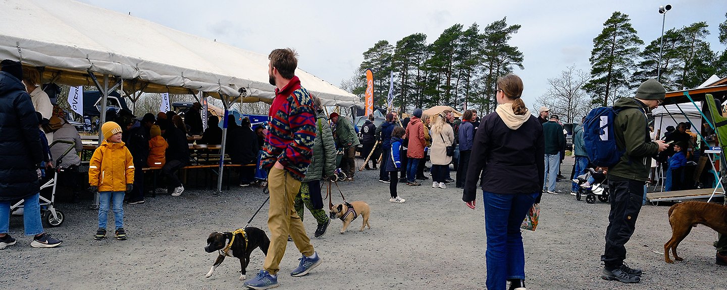 Personer i utställarområde